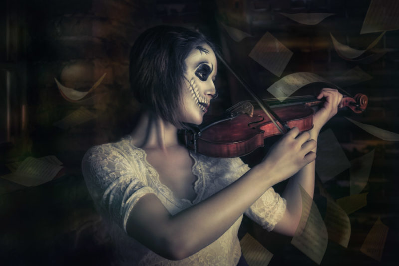 Storytelling: Halloween-Shooting „Dark Violin Girl“